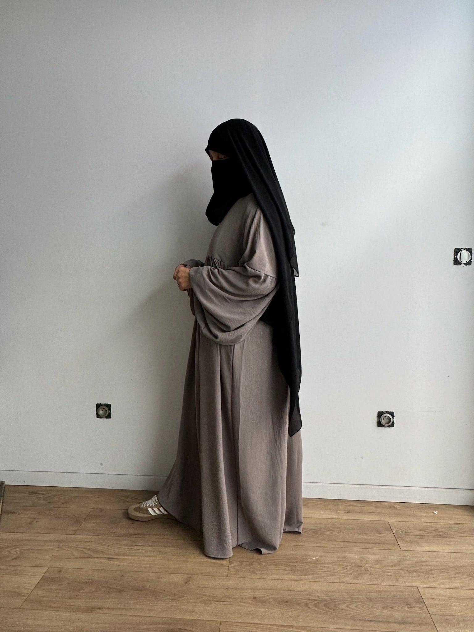 ABAYA HAYYA BUBBLE SLEEVES / ZIPP MUMMY